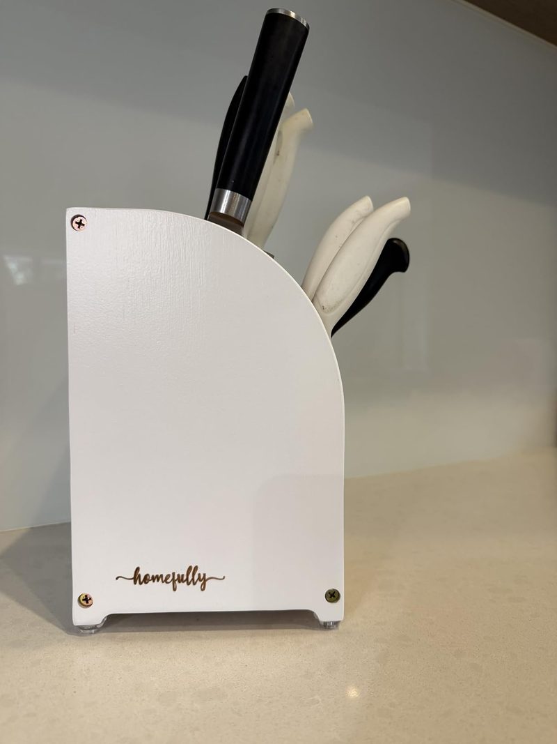 Nermeen's knife block from the side